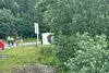 Bobilen lå på siden etter sammenstøtet.