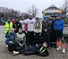 Tolv spreke deltakere møtte opp på formiddagen julaften for å løpe - eller gå, gjennom ei uhøytidelig løype på 4,7 kilometer. Bak fra venstre: Barbro Gravseth, Marit Sandnesseng, Hanibal Tesfay, Sten Gellein, Tor Inge Langøien, Frida Brasø, Ståle Øvereng, Ludvik Øvereng, Andreas Holmboe, Lise Marit Rødnes, Evy-Line Waagø Prestvik og Emma Sandnesseng (i front).