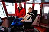 Gudmund Rognan og sønnen Kristoffer Rognan gleder seg til å sette båten inn i fiske.