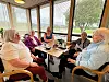Gunnhild Hundstad, Tora Johansen, Solfrid Husby Agnes Ekrem og Bodil Blix trives på Coop-kafeen.
