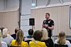 - . Det er liten hensikt å fokusere på feilene til en som allerede sliter. Selvtilliten blir ikke bedre av det. Ros derimot er undervurdert som virkemiddel, sier Christian Berge