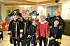 Kaptein Sabeltann er alltid populært i en barnehage. Her har vi fire Sabeltanner og en Langemann. Fra venstre: Isak, Runar, Leo, Olav og Noah koste seg godt under sjørøverfesten i Tårnet barnehage.