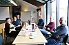 Else Restad hadde siste kaffepause med kollegaer på fredag. Fra v. Else Restad, Torny Myrvang, Eskil Skarstad, Bjørn Inge Lange, Ole Ketil Haugvik og Kjell Andersen.