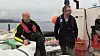 Varaordfører Terje Settenøy har vært reporter for å sette lokalt fokus på TV-aksjonen og plastsøppel i havet. Blant de som har fått besøk er John Einar Løkkhaug i Oppdretternes Miljøservice som de siste årene har ryddet mange tonn med søppel langs strandlinjen i Ytterdistriktet.