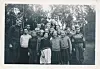 Skolebilde ca 1940. ): Foran fra v: Lærerens navn er ukjent, han var vikarlærer en kort stund. Gunnar Ramstad, Gjermund Finseth, Rolf Brækkan, Henry Kvenild, Solfrid Finvik, Gunvor og Åsta Bøe, Erling Skage. Midten: Øystein Hermanstrand, Godtfred Tømmermo, Arvid Kvenild, Arne Johansen, Otto Fosseng. Bak: Sigmund Johansen, Svein Johansen, Kjellaug Kvenild, Tordis Holvik, Borgny Brækkan, Else Strandeng.