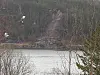 Raset er estimert til å ha en bredde på 50 meter. Noe som betyr at det er en del kubikk jord og stein som har flyttet på seg.