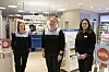 Damene på apoteket på Kolvereid overtar nå vaksineringen. Emmeli Pedersen Kvalø. Astrid Ø. Johansen og Beate Bråteng.