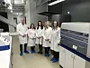 Bildet ble tatt 27 januar 2020. Fra venstre: Pål Nilsen, Miriam Furne og Anette Mjanger støtte fra PHARMAQ Analytiq teamet i Bergen, og videre med fast arbeidsplass i Rørvik har vi Kristina Savic (laboratorieansvarlig) og Ingrid Hagerup (kundekonsulent).