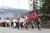 1. mai toget i Bindal ble geleidet gjennom Terråk sentrum til rytmer av to trommer.