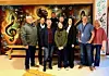 Utvalget samlet sammen med og Rørvik skoles ledelse. Kay Henky Knotten (Ap), Ellen Vibeke Hellesø (KrF), Andreas Lauritz Sørensen (FrP), Anneli von Ibenfeldt (FrP), Lene Thorsen (Sp), Knut Åge Rauø (V) og utvalgsleder Andrea Nogva (H) sammen med kommunalsjef oppvekst og familie Kirsti Sandnes Fjær og rektor ved Rørvik skole, Hallvar Rørdal.