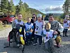 Denne gjengen koste seg på tur: Trine Lauten, Anne Maria Selliseth, Ann Kristin Finne med barna Isak Leirvik, Hanna Leirvik, Filip Kiil og Liam Kiil.