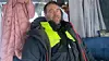 Knut Ivan Rasmussen nærmer seg halvveis på den 3.000 kilometer lange svømmeturen, men står fast dersom det ikke melder seg nye båtførere.